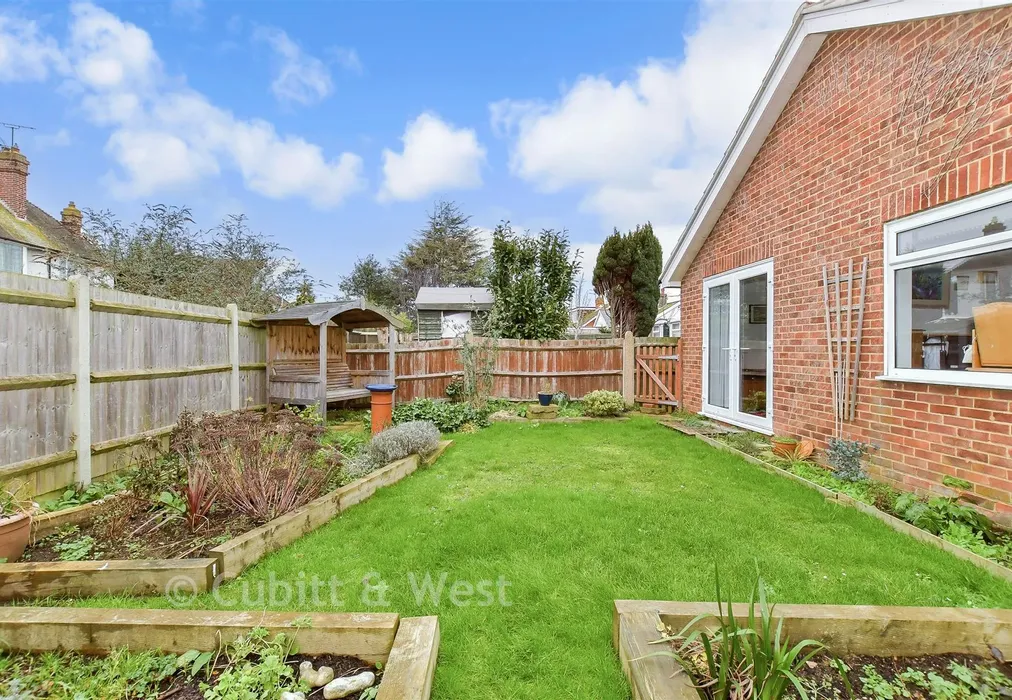 Rear Garden - Kent Road, Littlehampton, West Sussex - Wards of Kent