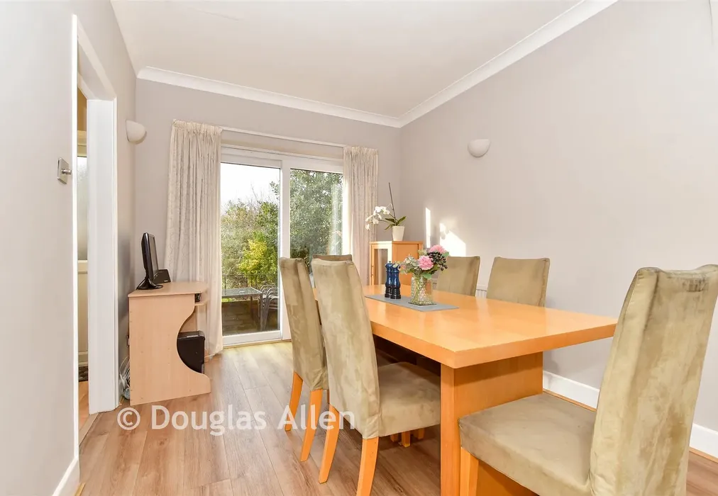 Dining Area - Primrose Avenue, Chadwell Heath, Essex - Wards of Kent