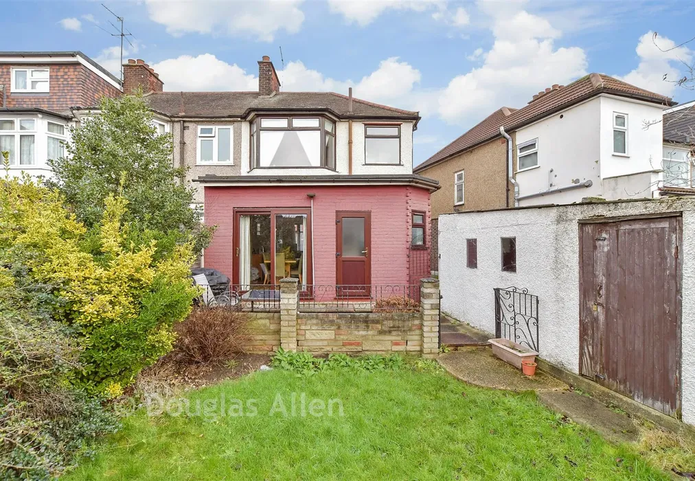 Rear Elevation - Primrose Avenue, Chadwell Heath, Essex - Wards of Kent