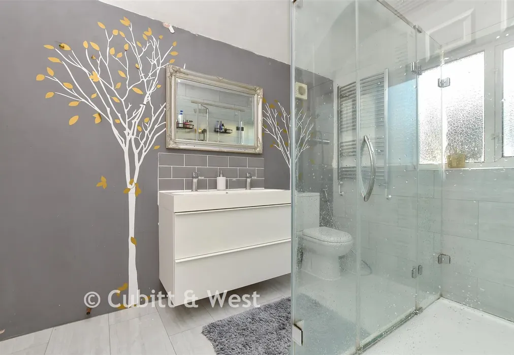 Shower Room - Hillside Road, Sutton, Surrey - Wards of Kent