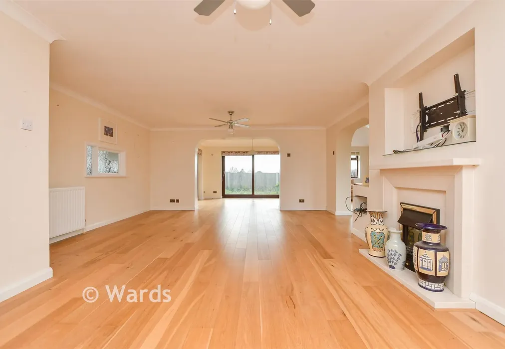 Lounge - Stephens Close, Margate, Kent - Wards of Kent