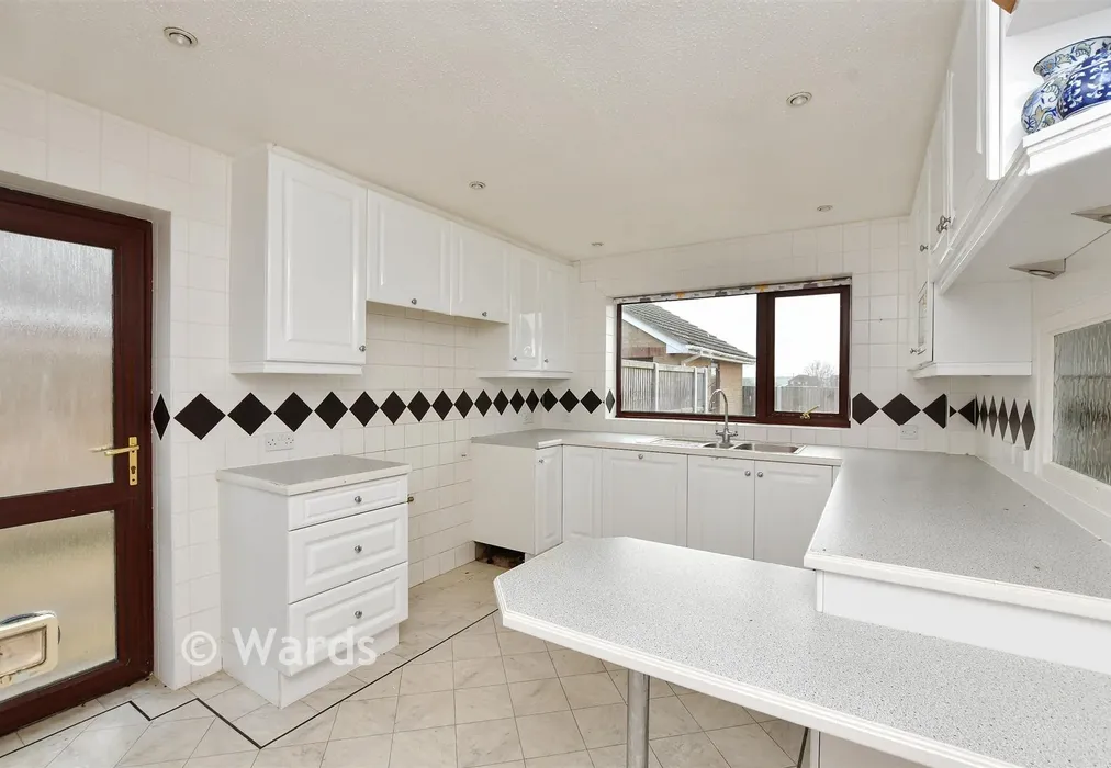 Kitchen - Stephens Close, Margate, Kent - Wards of Kent