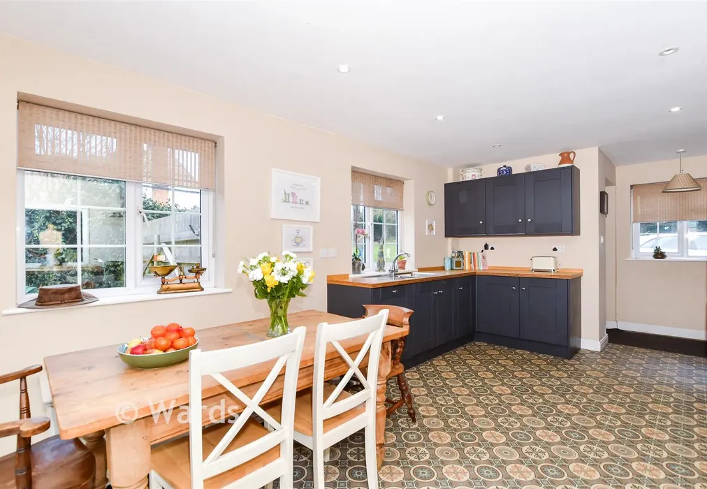 Kitchen/Diner - Vicarage Road, Yalding, Maidstone, Kent - Wards of Kent
