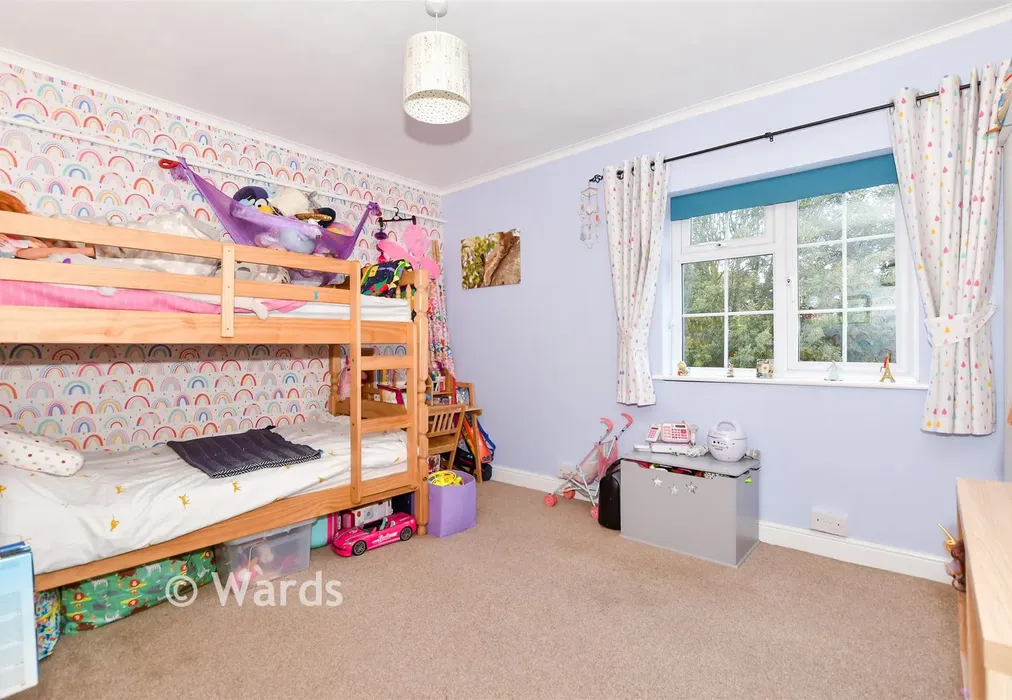 Bedroom 2 - Vicarage Road, Yalding, Maidstone, Kent - Wards of Kent