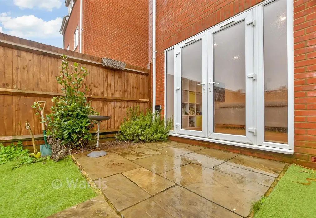 Patio / Decking - Smiths Close, Brenzett, Romney Marsh, Kent - Wards of Kent