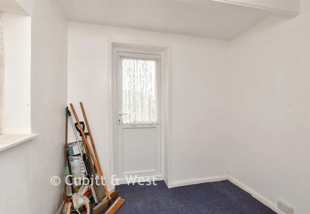 Storage Room - Hawkhurst Road, Coldean, Brighton, East Sussex - Wards of Kent