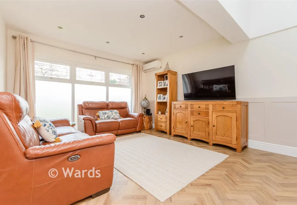 Lounge - Red Lodge Road, Bexley, Kent - Wards of Kent