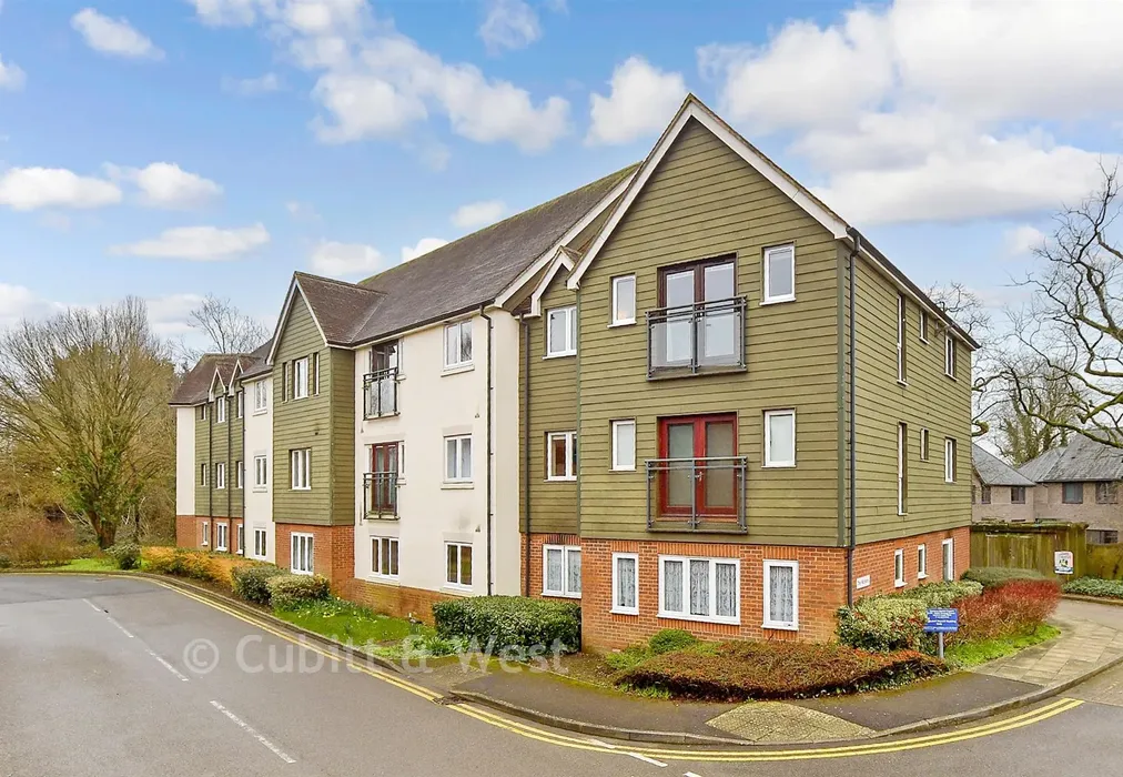 External (Web) - Fairbank Road, Southwater, Horsham, West Sussex - Wards of Kent