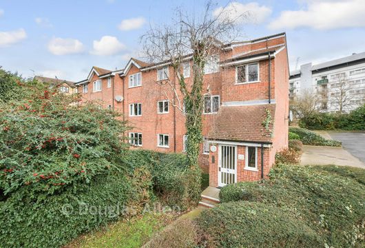 Green Pond Close, Walthamstow - Wards of Kent