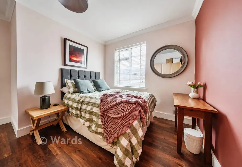 Bedroom 5 - London Road, Newington, Sittingbourne, Kent - Wards of Kent