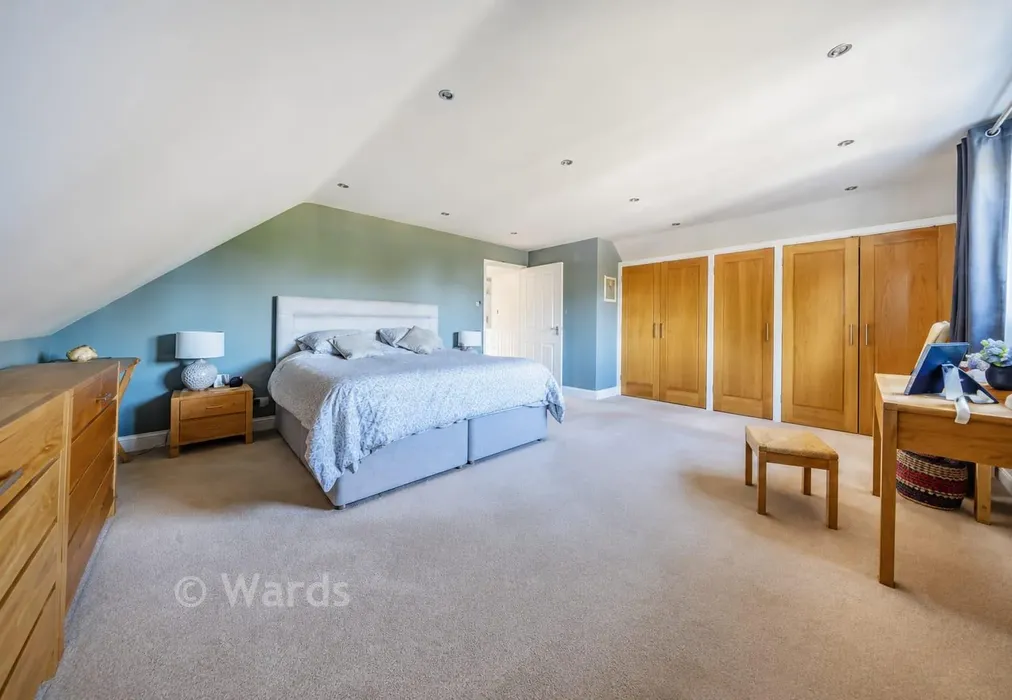 Bedroom 1 - London Road, Newington, Sittingbourne, Kent - Wards of Kent
