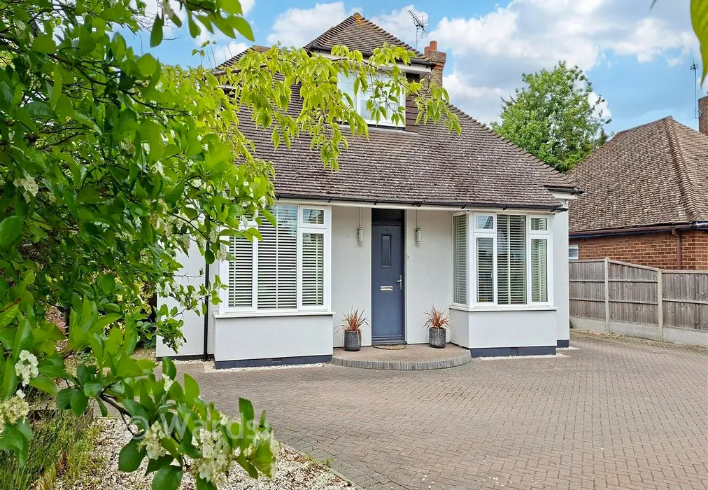 Front - London Road, Newington, Sittingbourne, Kent - Wards of Kent