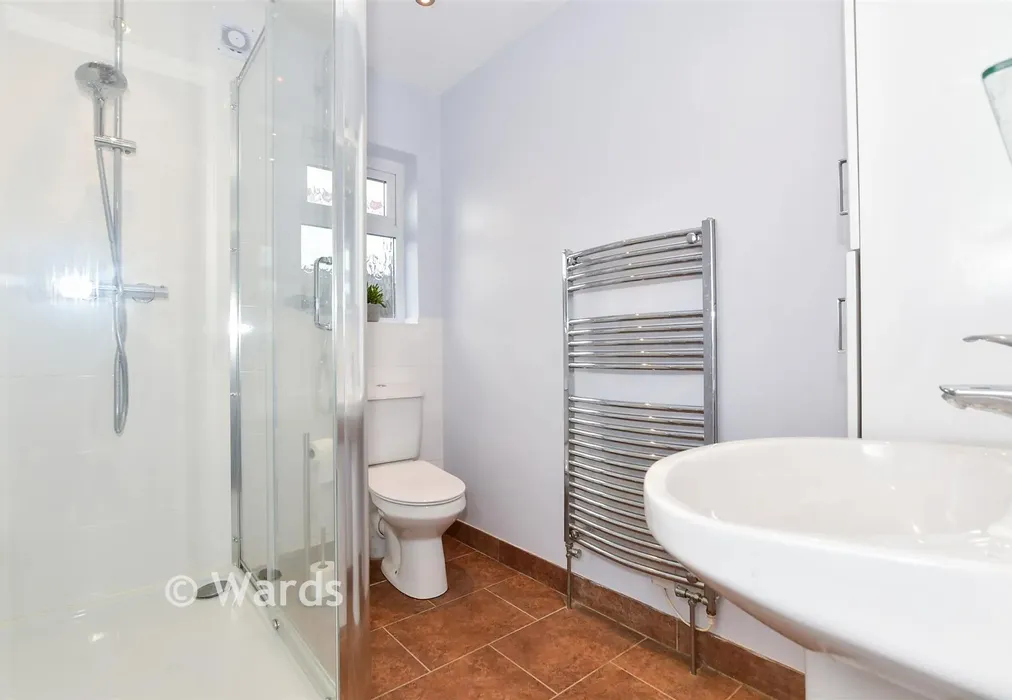 En-Suite Shower Room - London Road, Newington, Sittingbourne, Kent - Wards of Kent