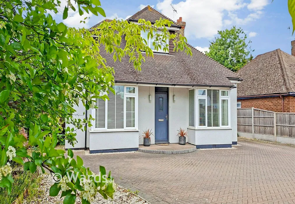 Front - London Road, Newington, Sittingbourne, Kent - Wards of Kent
