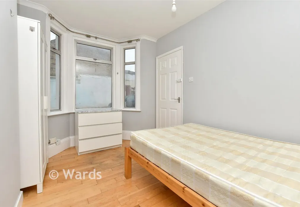 Dining Room - Leslie Road, Gillingham, Kent - Wards of Kent