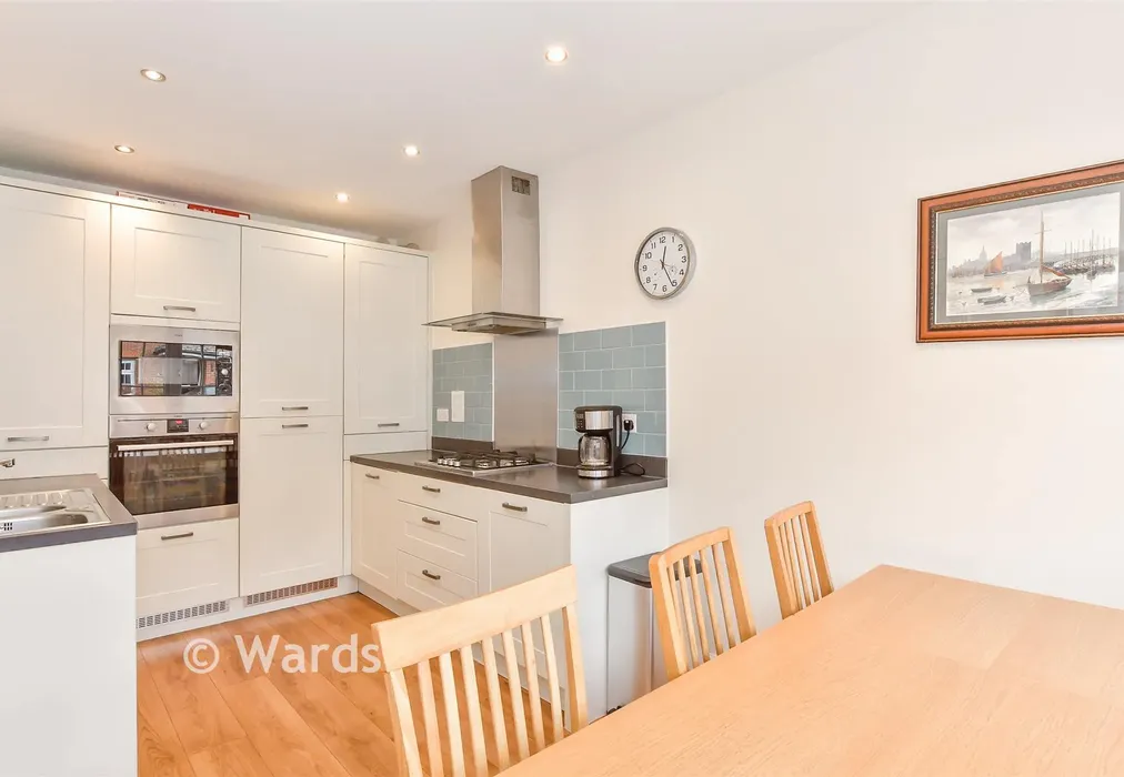 Kitchen/ Diner - Albion Drive, Larkfield, Aylesford, Kent - Wards of Kent