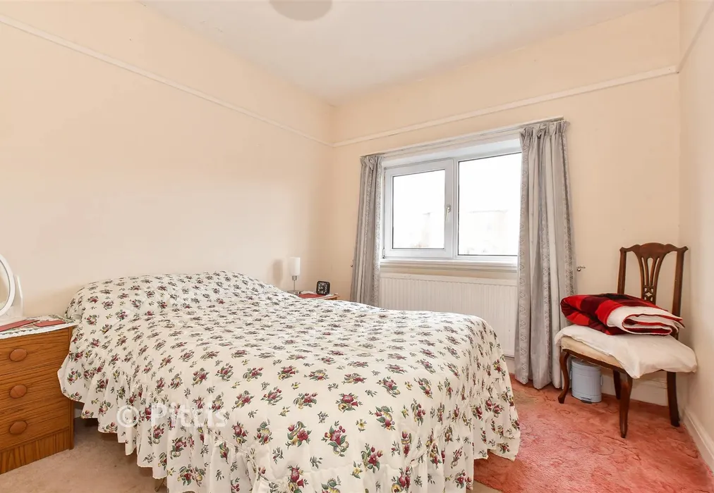 Bedroom 2 - Tennyson Road, Freshwater, Isle of Wight - Wards of Kent