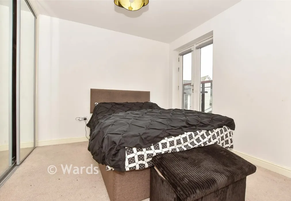 Bedroom - Great Stour Mews, Canterbury, Kent - Wards of Kent