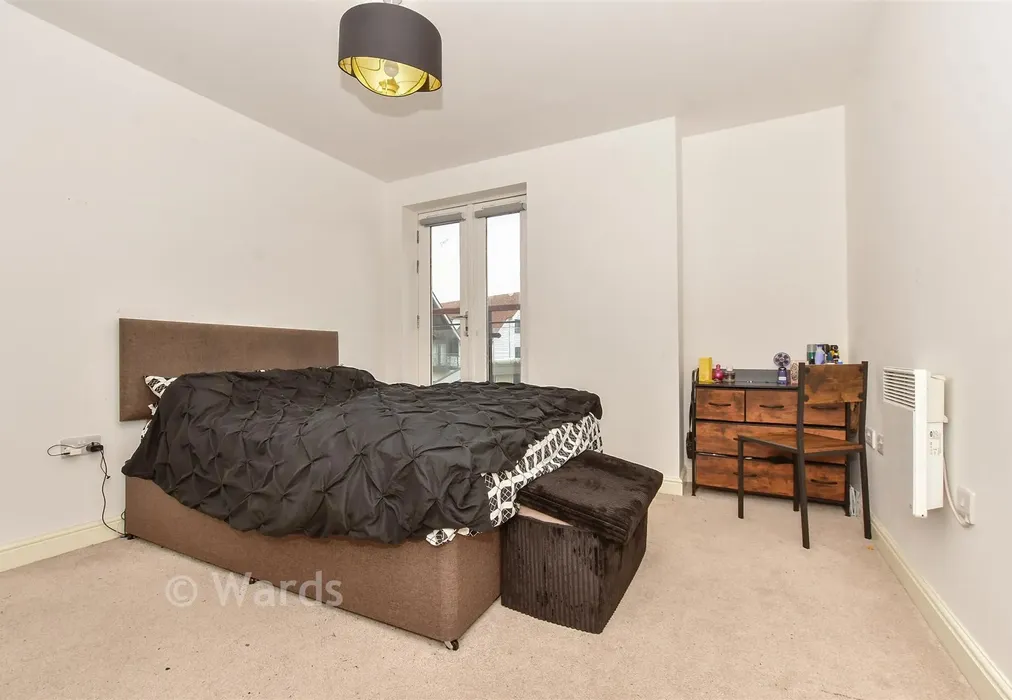 Bedroom - Great Stour Mews, Canterbury, Kent - Wards of Kent