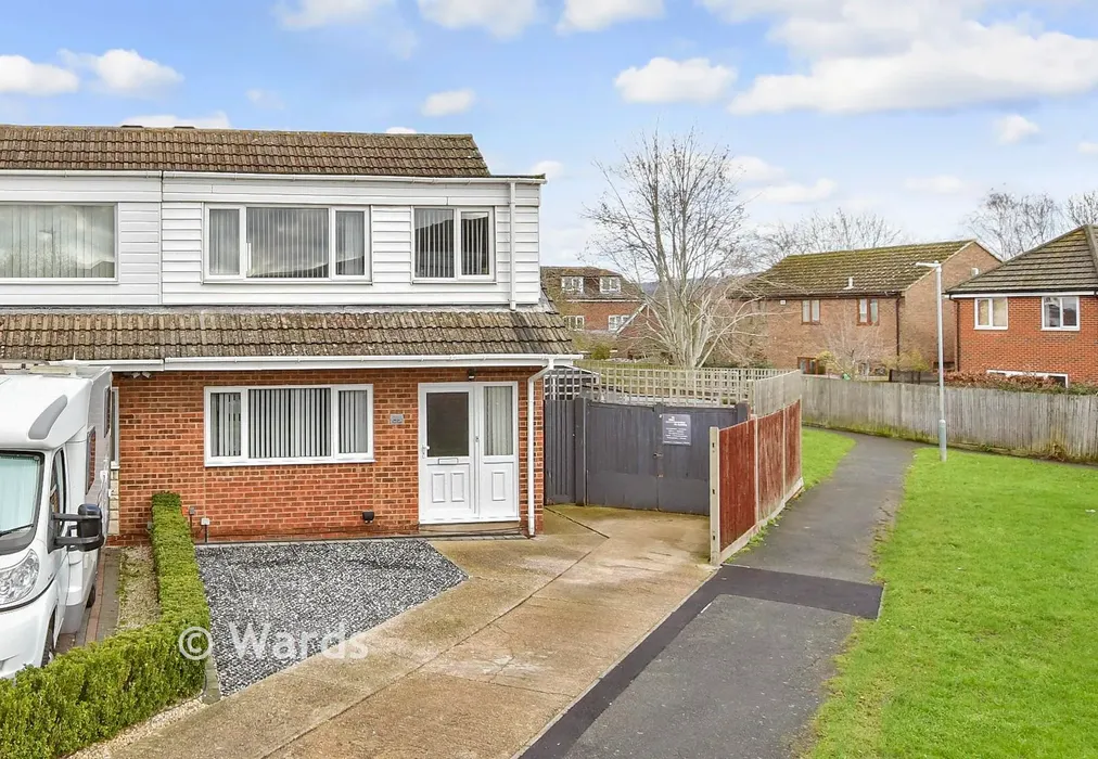 Front Web - Pout Road, Snodland, Kent - Wards of Kent