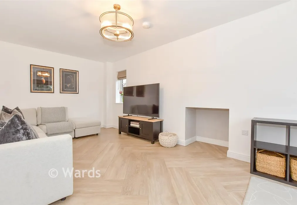 Lounge - Millers Field, Loose, Kent - Wards of Kent