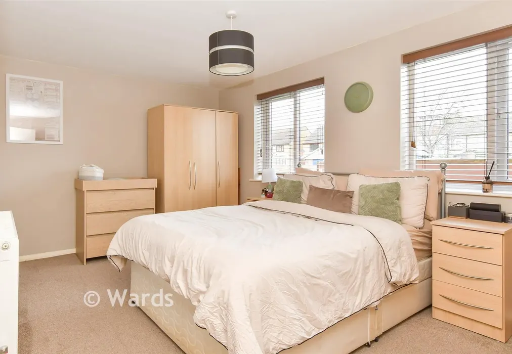Bedroom - Rookery Crescent, Cliffe, Rochester, Kent - Wards of Kent