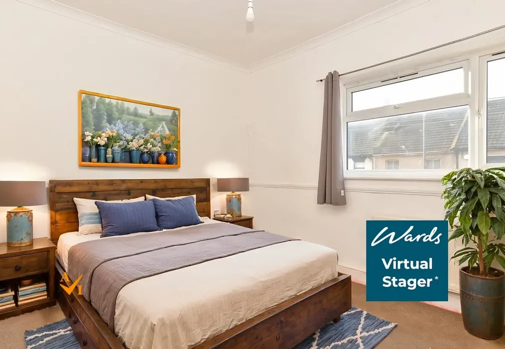 Bedroom 1 (Farmhouse style) - Luton Road, Chatham, Kent - Wards of Kent