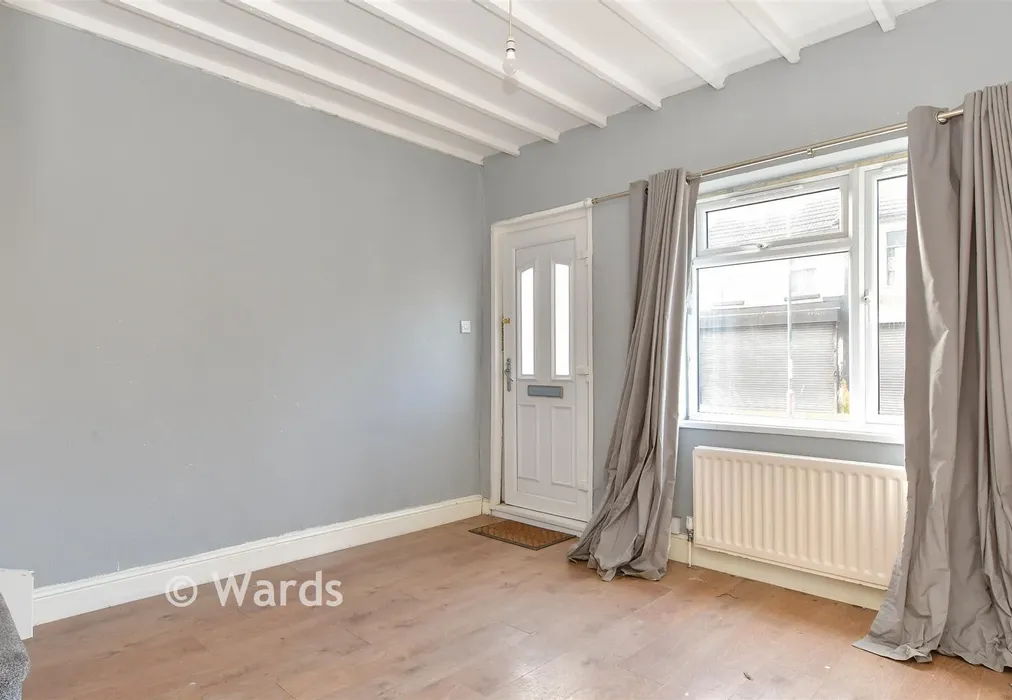 Lounge - Luton Road, Chatham, Kent - Wards of Kent