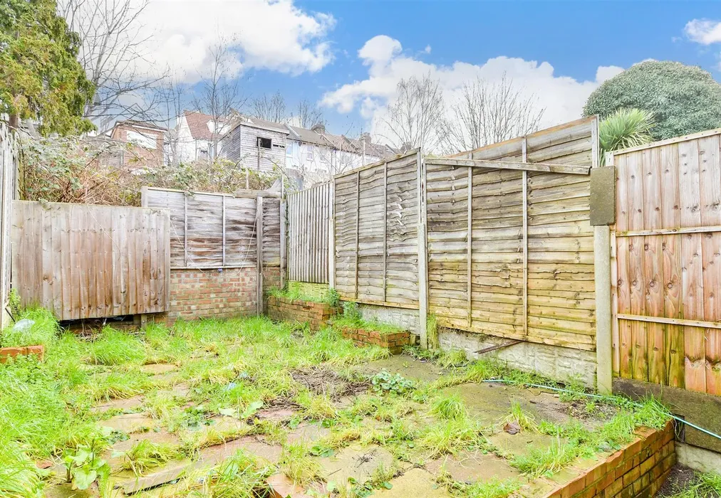 Rear Garden - Luton Road, Chatham, Kent - Wards of Kent