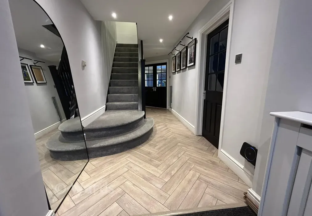 Hallway - Crown Acres, East Peckham, Tonbridge, Kent - Wards of Kent