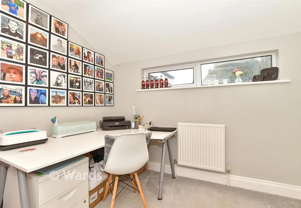 Study - Crown Acres, East Peckham, Tonbridge, Kent - Wards of Kent