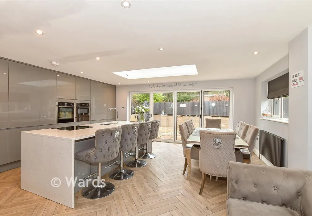 Kitchen/Diner - Crown Acres, East Peckham, Tonbridge, Kent - Wards of Kent