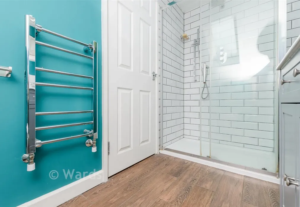 En-Suite Shower Room - Saddlers Park, Eynsford, Kent - Wards of Kent