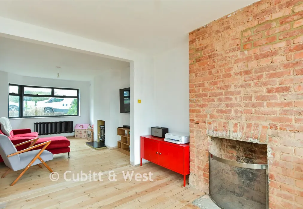 Lounge - Woodbourne Avenue, Patcham, Brighton, East Sussex - Wards of Kent