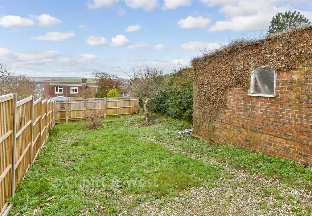 Rear Garden - Woodbourne Avenue, Patcham, Brighton, East Sussex - Wards of Kent