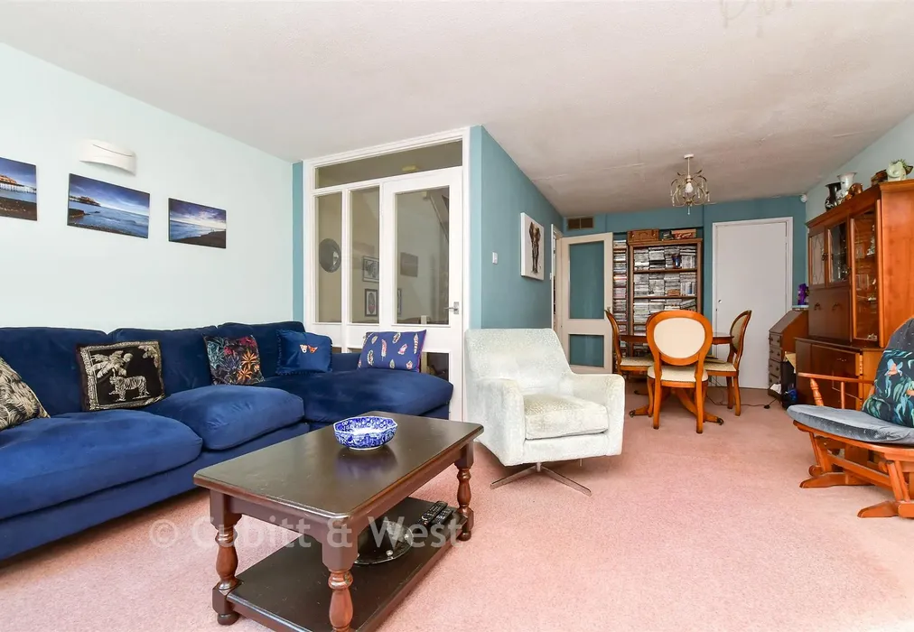 Lounge - Linton Glade, Croydon, Surrey - Wards of Kent