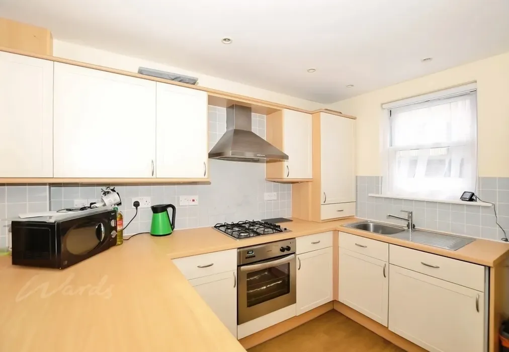 1ee5bbc0-Kitchen1 - Kirbys Lane Canterbury CT2 - Wards of Kent