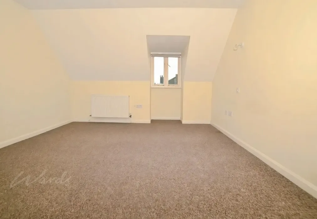 b7f1e9d4-Bedroom - Kirbys Lane Canterbury CT2 - Wards of Kent