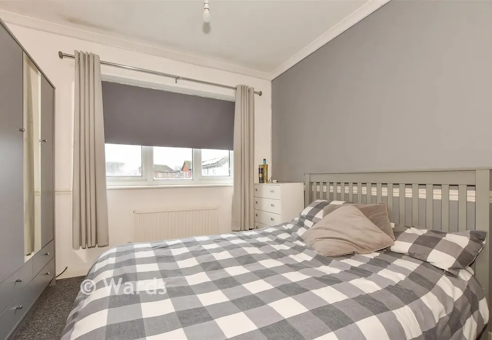 Bedroom 1 - Cornwall Road, Herne Bay, Kent - Wards of Kent