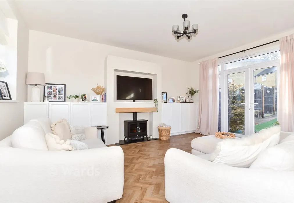 Lounge - Chapelfield Way, Allington, Maidstone, Kent - Wards of Kent