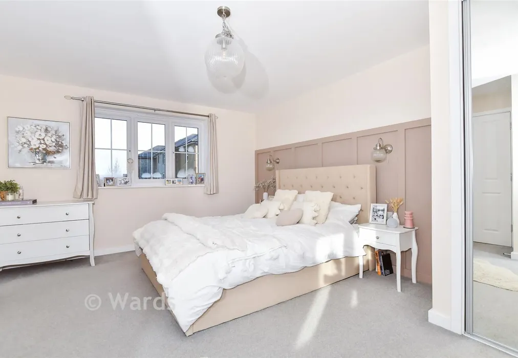 Bedroom 1 - Chapelfield Way, Allington, Maidstone, Kent - Wards of Kent