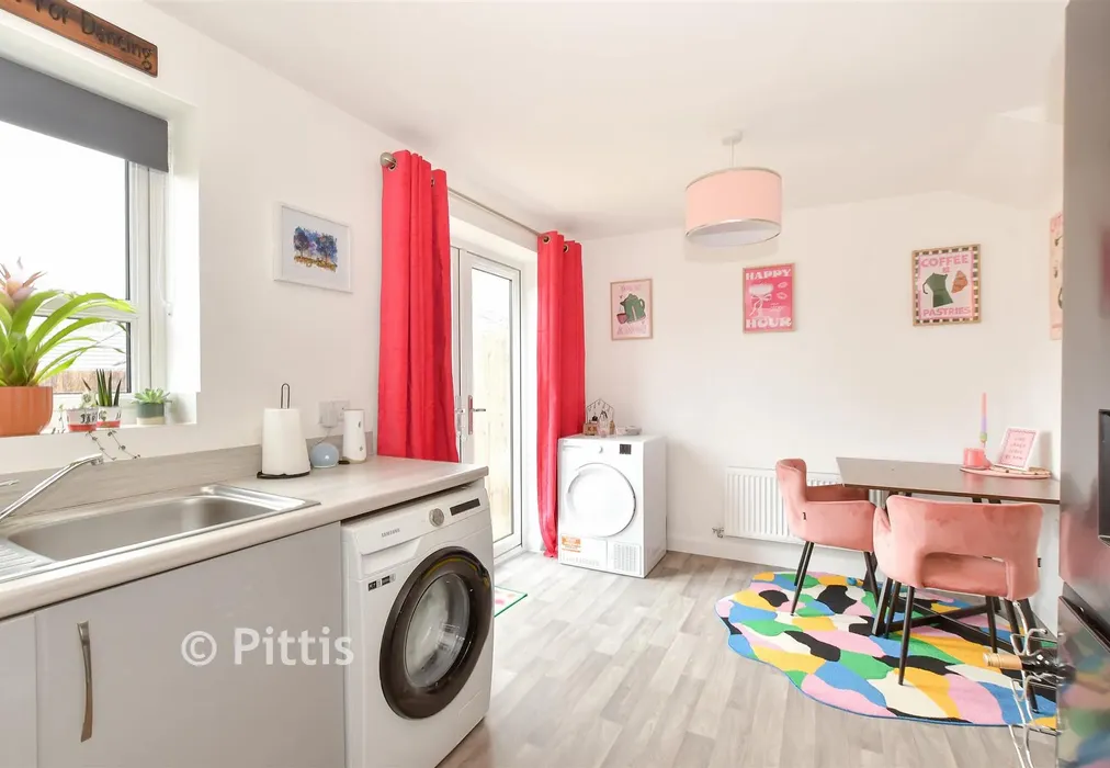 Kitchen/Dining Room - Hollyhock Crescent, Newport, Isle of Wight - Wards of Kent