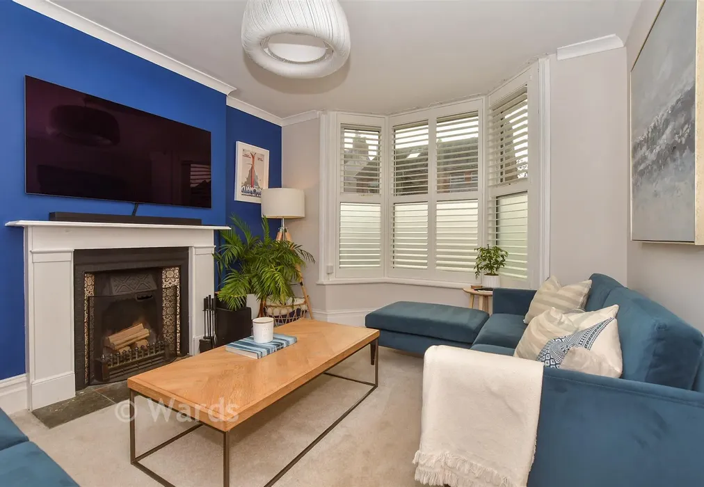 Lounge - Christchurch Road, Ashford, Kent - Wards of Kent