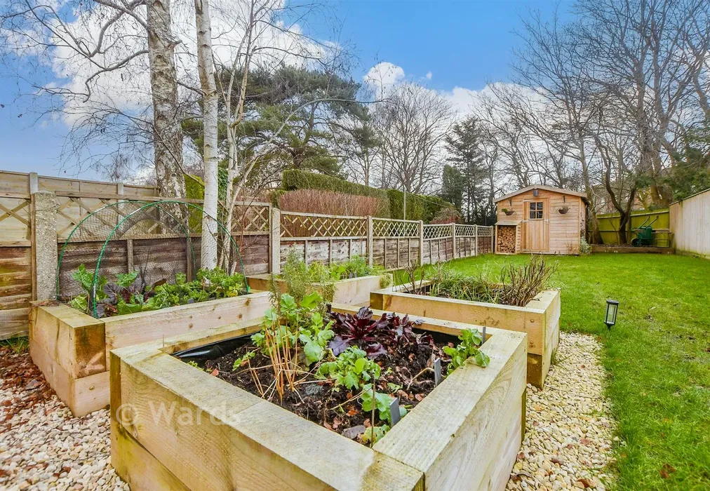 External Feature - Christchurch Road, Ashford, Kent - Wards of Kent