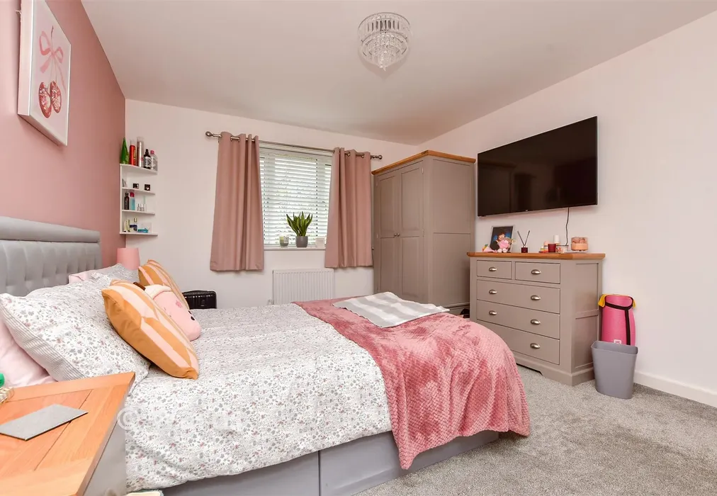 Bedroom 2 - The Meadows, Manston, Ramsgate, Kent - Wards of Kent