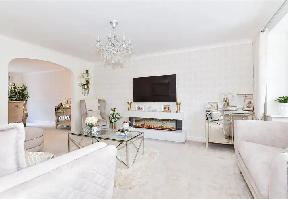 Lounge - Pennine Way, Downswood, Maidstone, Kent - Wards of Kent