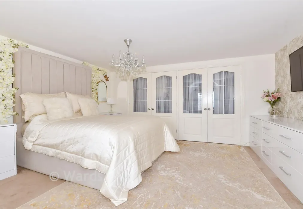 Bedroom 1 - Pennine Way, Downswood, Maidstone, Kent - Wards of Kent