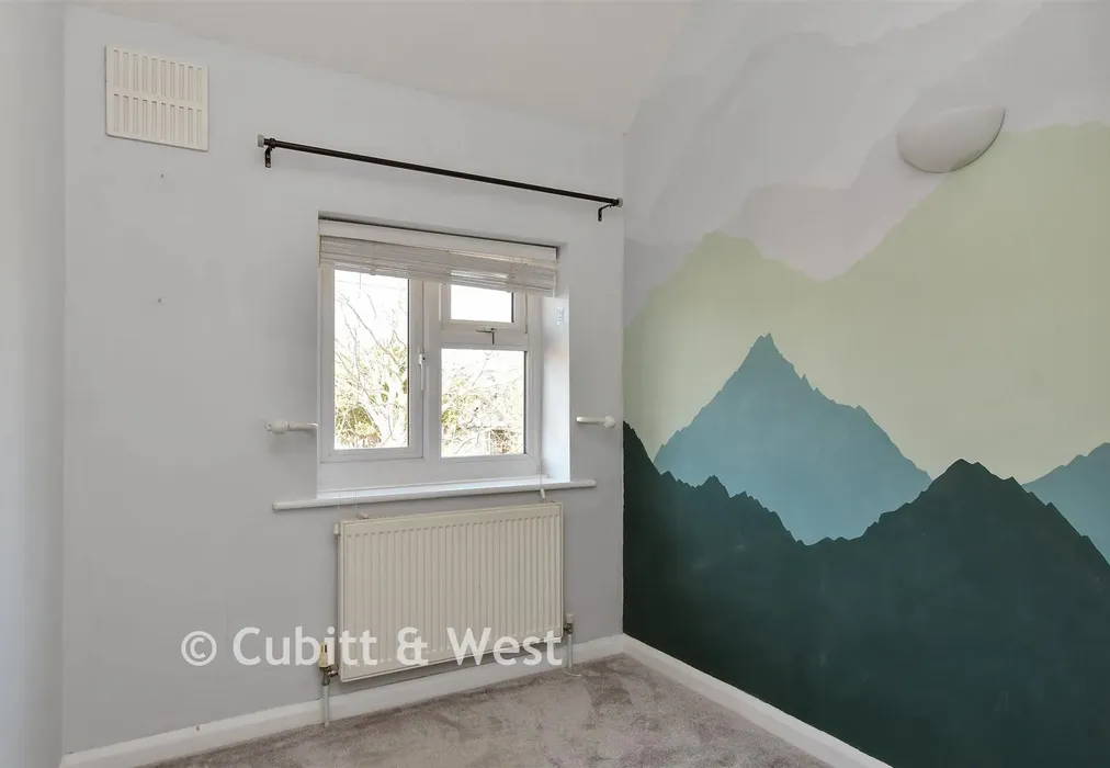 Bedroom 3 - The Broadway, Lancing, West Sussex - Wards of Kent