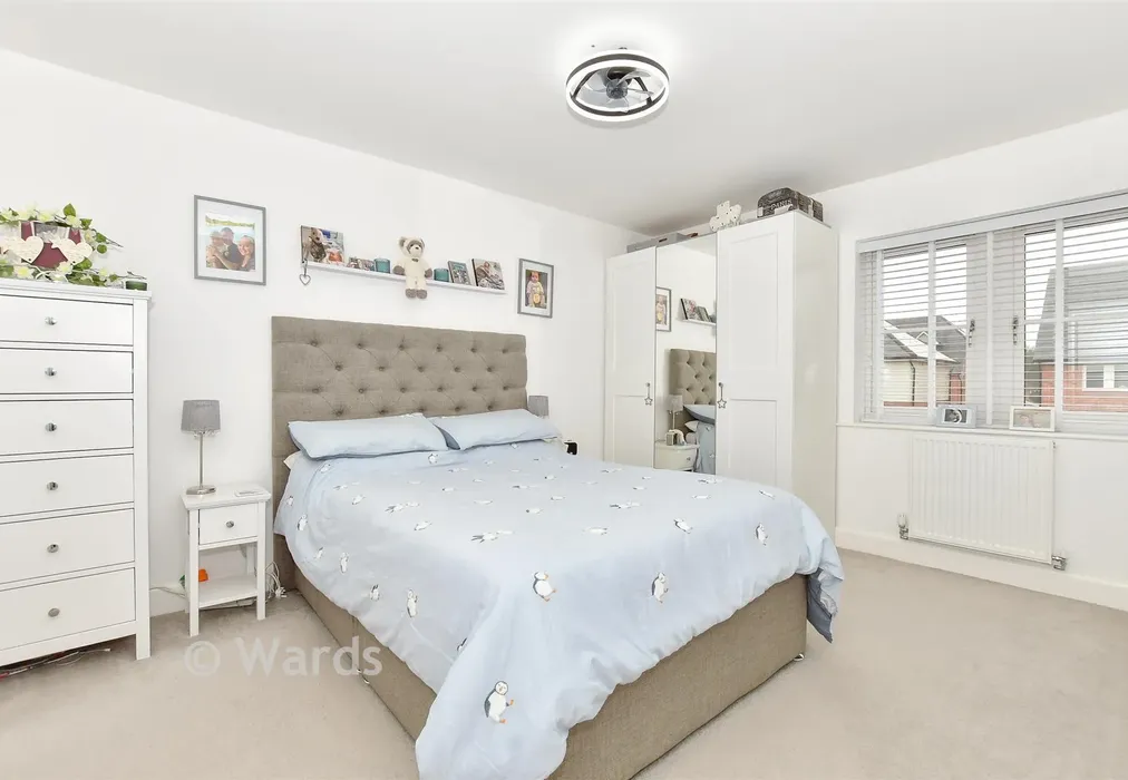 Bedroom 1 - Carmelite Road, Aylesford, Kent - Wards of Kent
