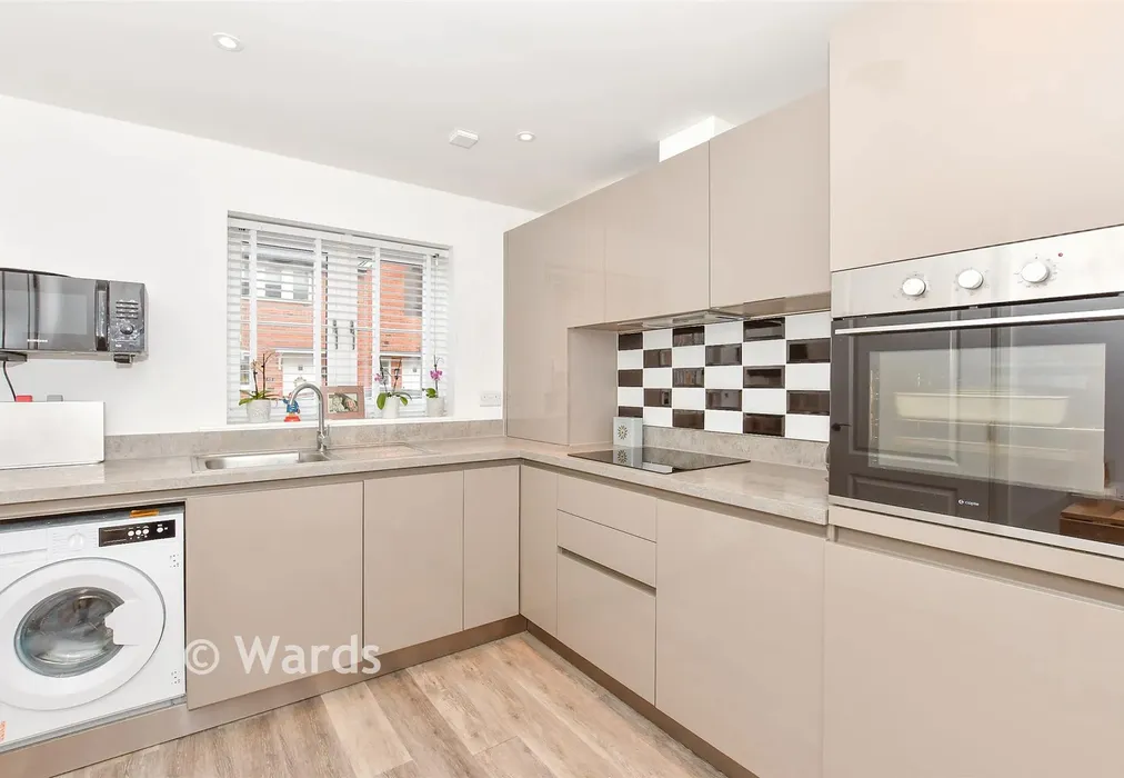 Kitchen - Carmelite Road, Aylesford, Kent - Wards of Kent